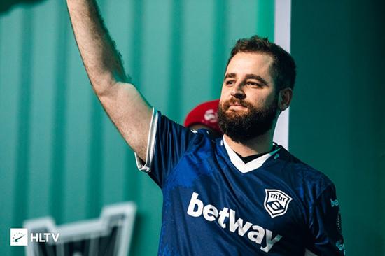 最新新闻动态与趋势分析